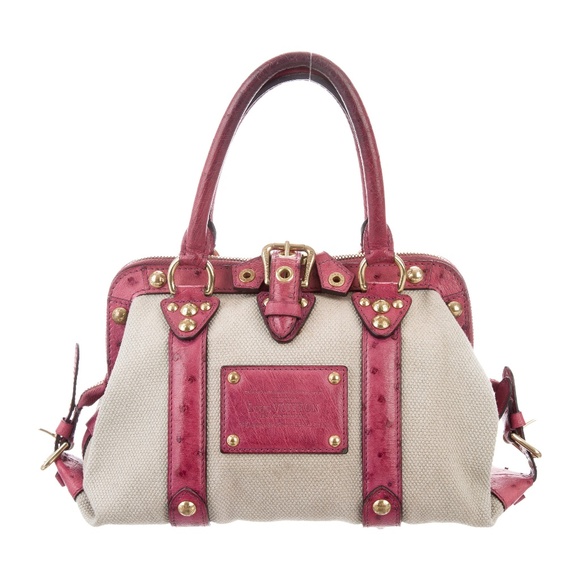 lv ostrich bag
